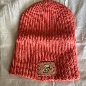 Peanuts x Love Your Melon Snoopy Coral Beanie Never Worn